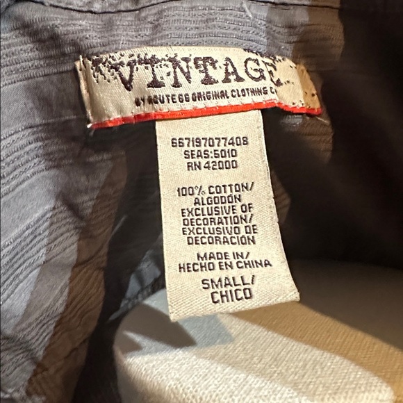 Vintage Charcoal Button-Up Shirt - Picture 3 of 3